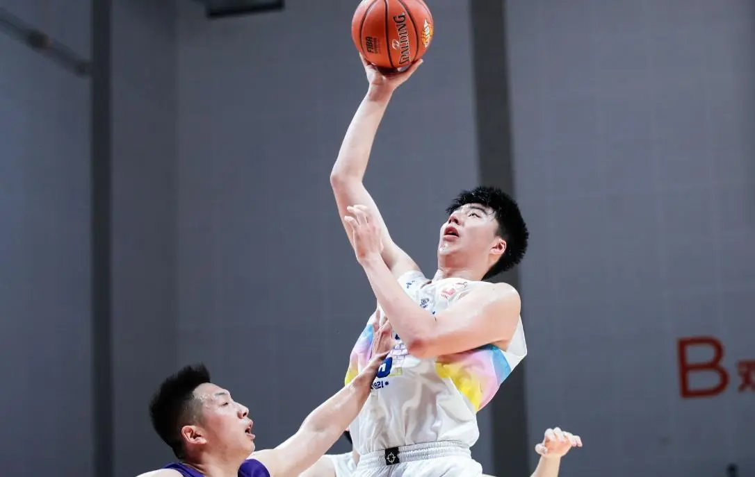 amp, 应CBA联, 津男篮