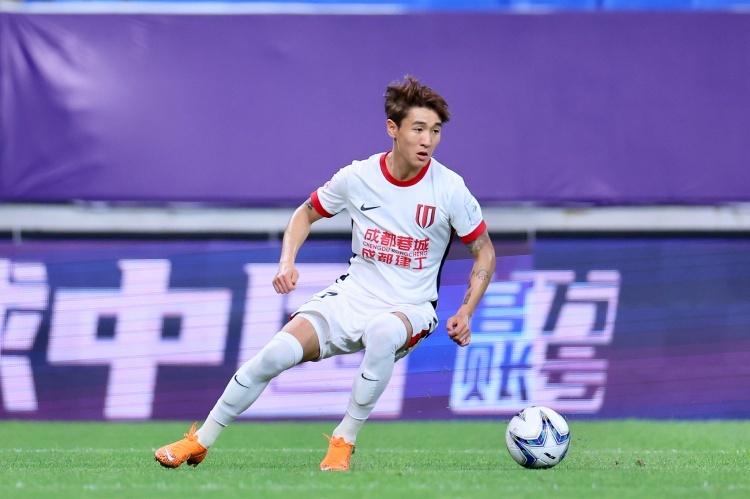 轮对阵亚泰 轮对阵亚泰